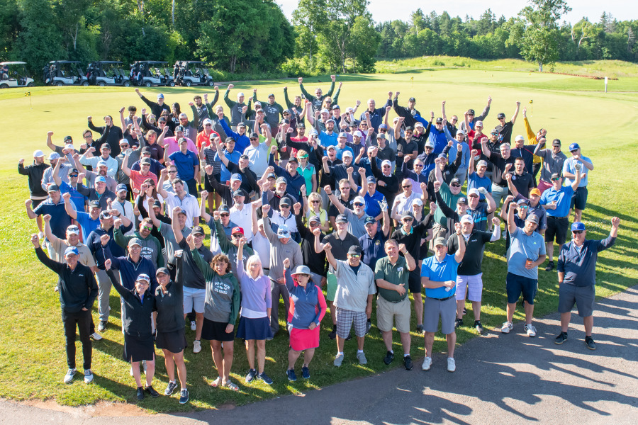 Group shot of participants at the 2022 UPEI Panther Golf Classic