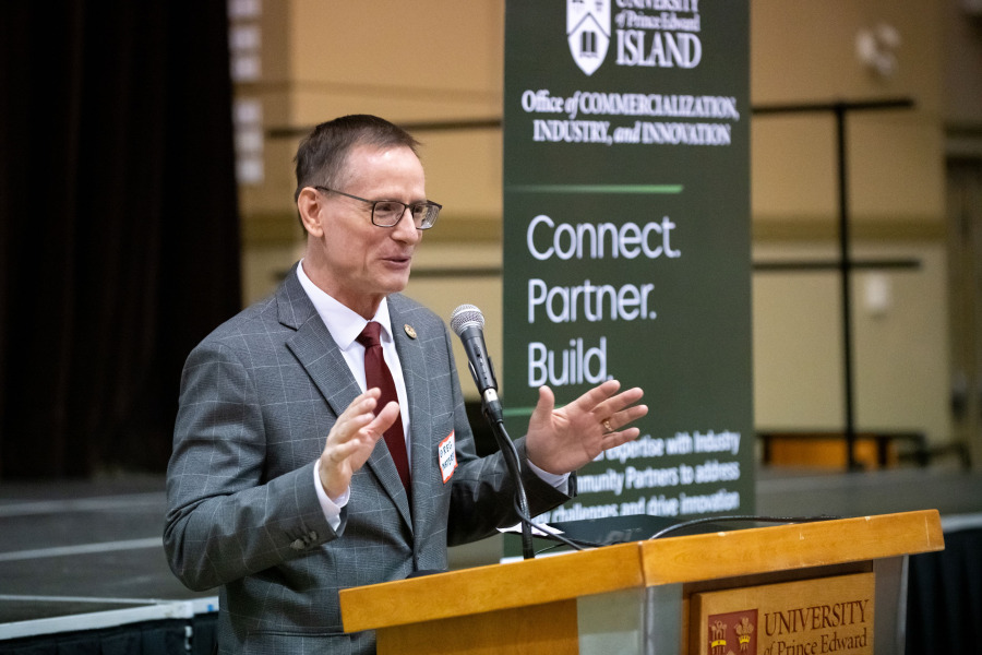 Dr. Greg Naterer, Vice-President, Academic and Research