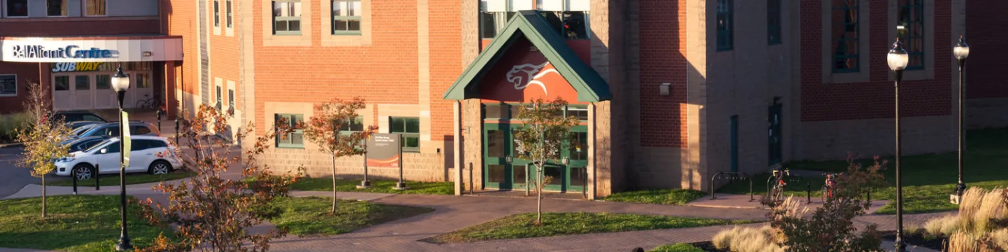 exterior of chi-wan young sports centre