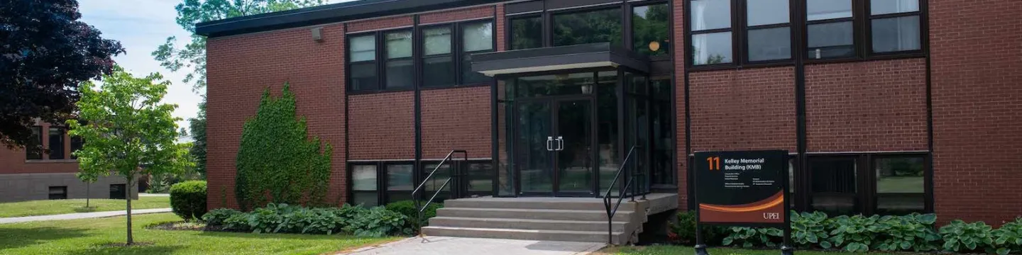 Kelley Memorial Building north entrance
